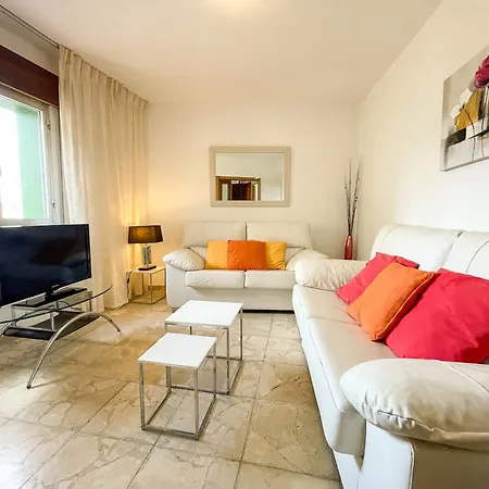 Apartment 3000 *